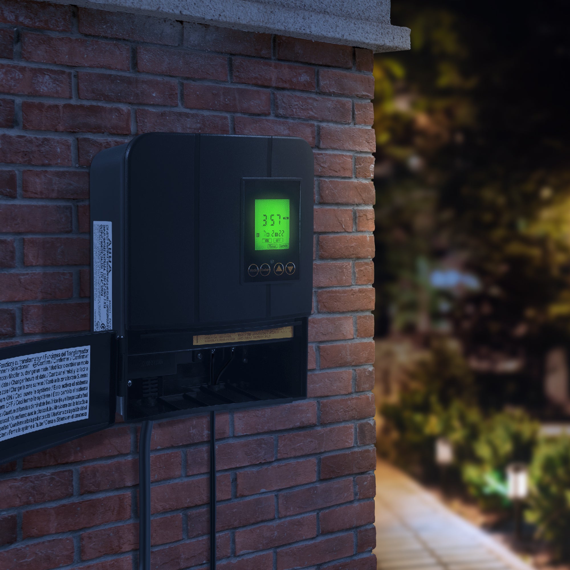 Fusion 120 Watts Low Voltage Stake Light Transformer with Built-In Timer, Black - VMInnovations