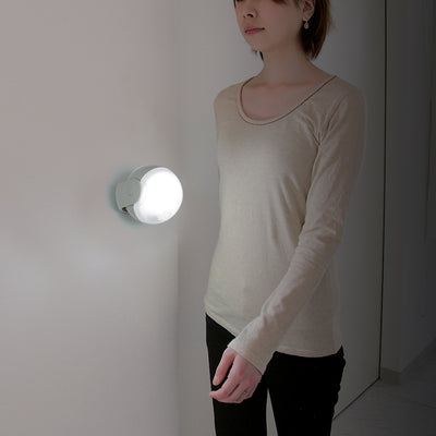 LUXWORX Weather Resistant Battery Powered Motion Sensor Light w/ Flexible Tripod