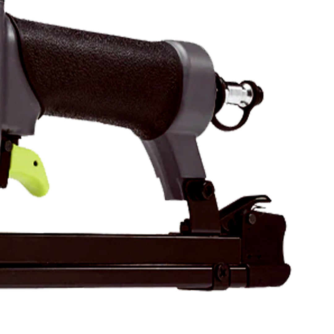 Master Mechanic 20 G Pneumatic Upholstery Stapler Holds 100 Fasteners (Open Box)