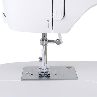 Singer Sewing Machine with Convenient Built In Needle Threader, White(For Parts)