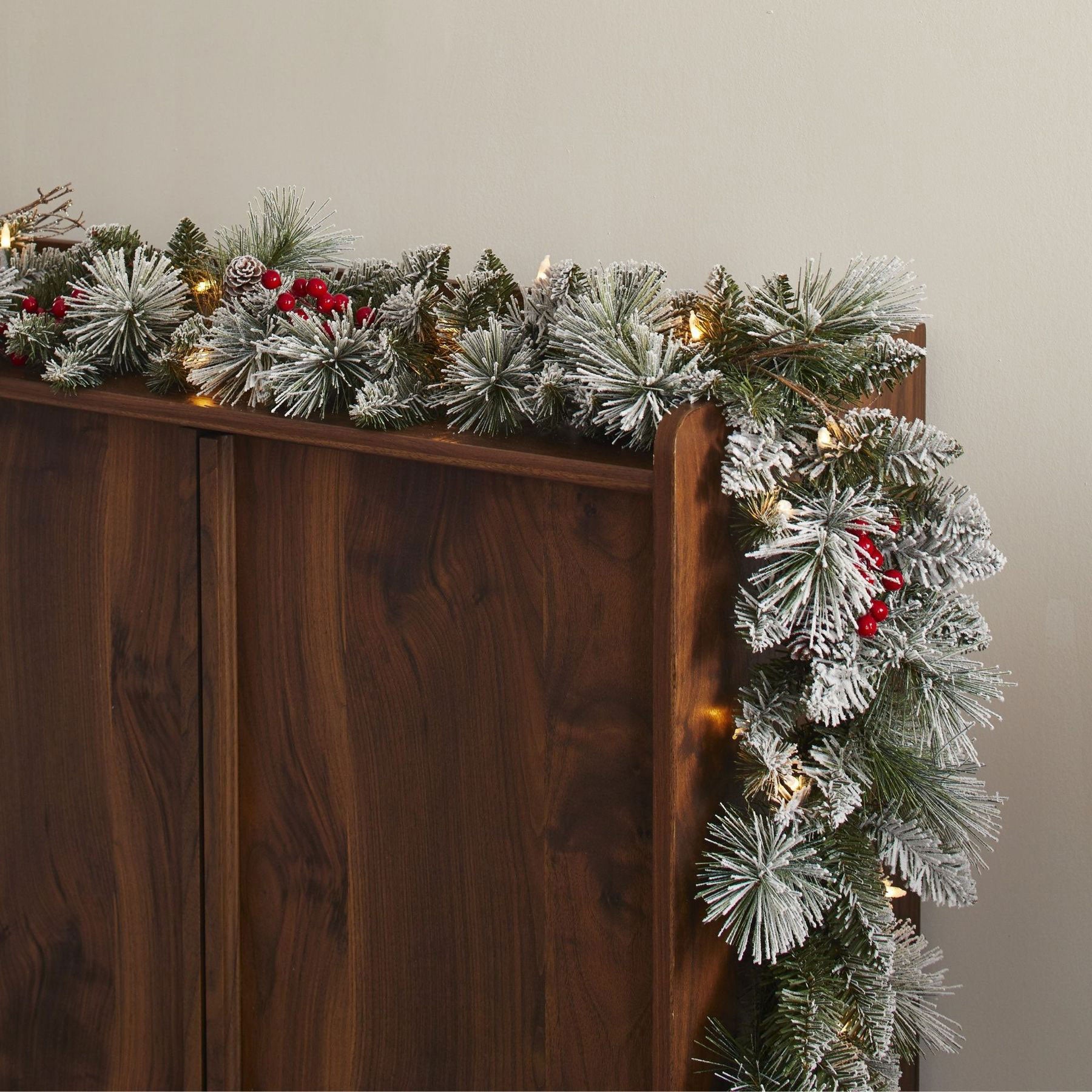 Noma Snow Dusted Berry 9 Ft Pre Lit Garland Home Holiday Mantle Decor (Open Box) - VMInnovations