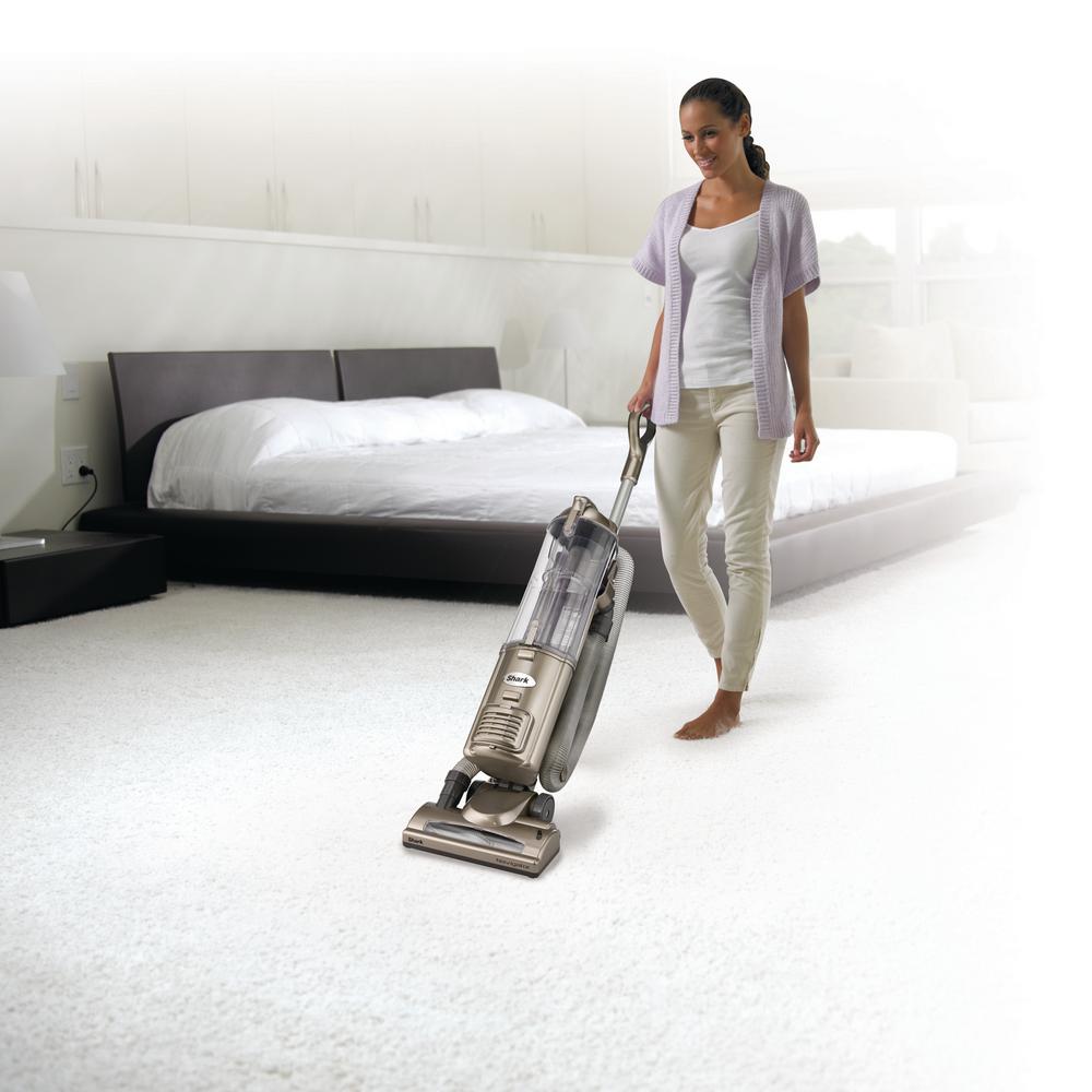 Shark NV42 Navigator Upright Bagless Vacuum (Certified Refurbished) (For Parts)