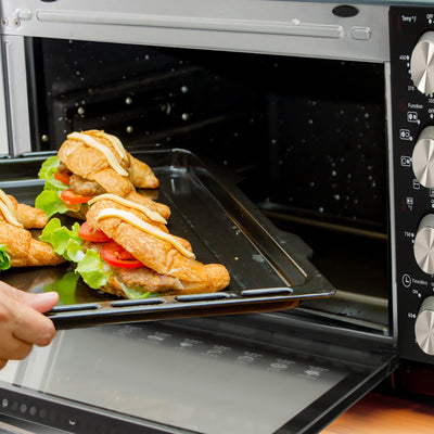 NutriChef PKRTO28 Kitchen Countertop Convection Oven Cooker with Warming Plates