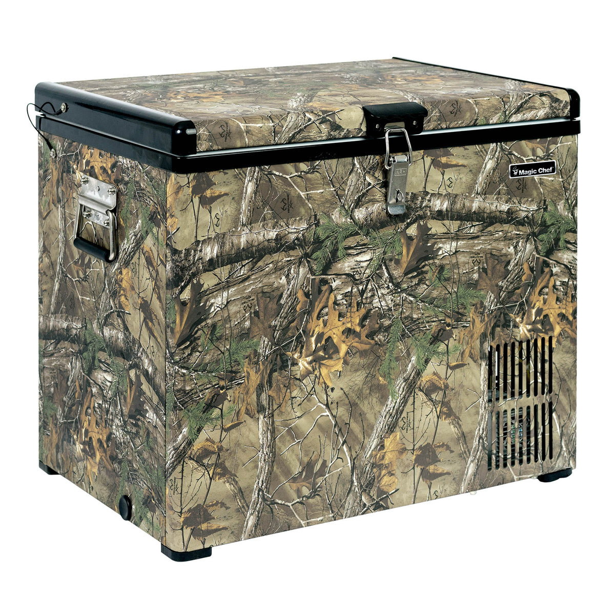 Magic Chef 1.4 Cubic Foot Mini Portable Freezer, Realtree Xtra Camo (Used)