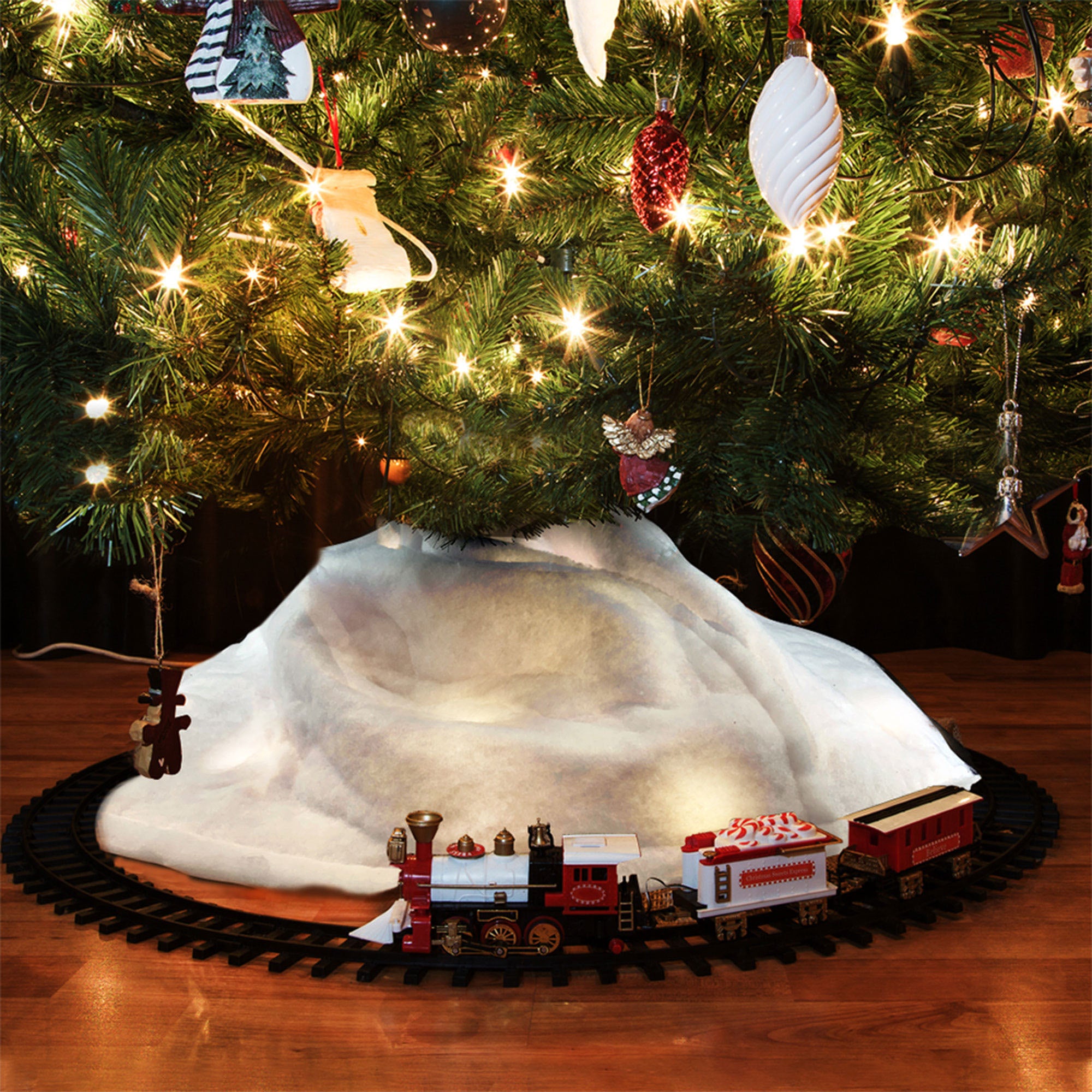 ProductWorks Pre-Lit Snow Cover Blanket 8 Function Holiday Decoration, 48" x 15" - VMInnovations