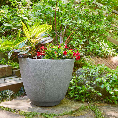 Southern Patio Dynamic Design 15 In Metro Resin Planter, Monzonite (Open Box)