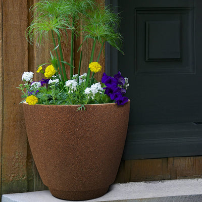 Southern Patio Metro 20 Inch Diameter Brown Resin Outdoor Planter Urn (Open Box)