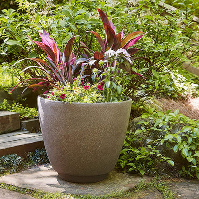 Southern Patio Metro 20 Inch Diameter Brown Resin Outdoor Planter Urn (Damaged)