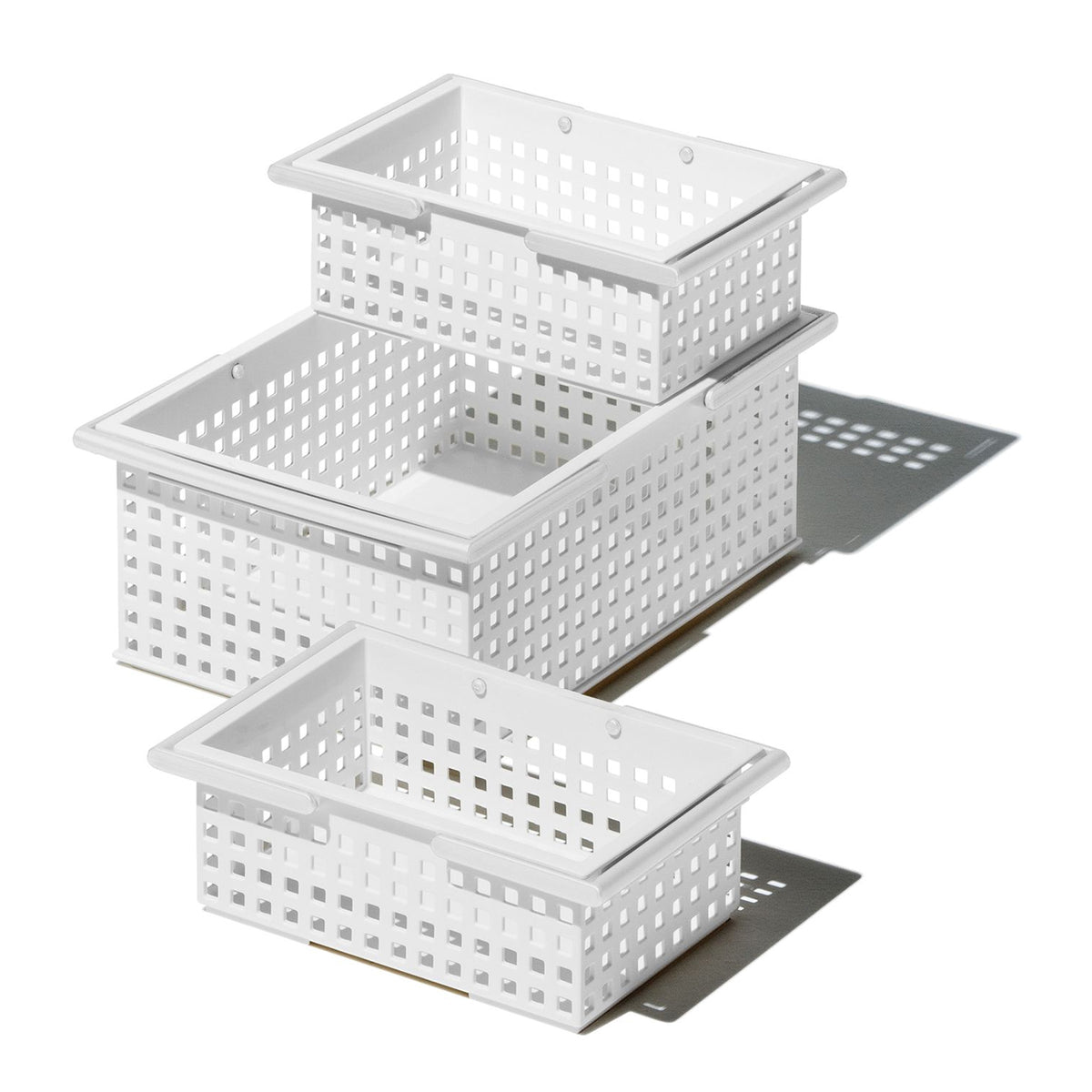 Like-It Universal Stacking Plastic Storage Organizer 18 Piece Set 3 Sizes, White