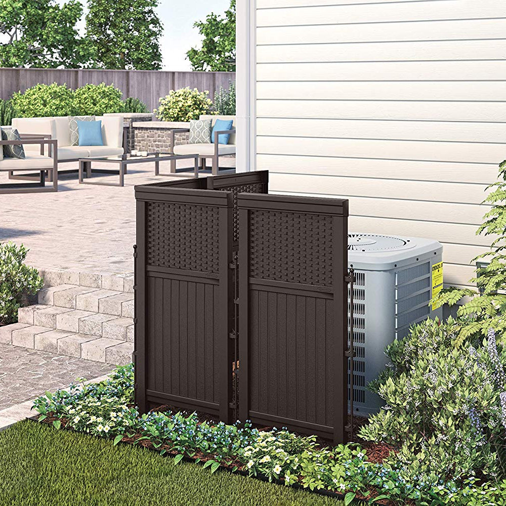 Suncast 33 Gallon Resin Trash Can and Suncast Garden Screen Gate Fence, Java - VMInnovations