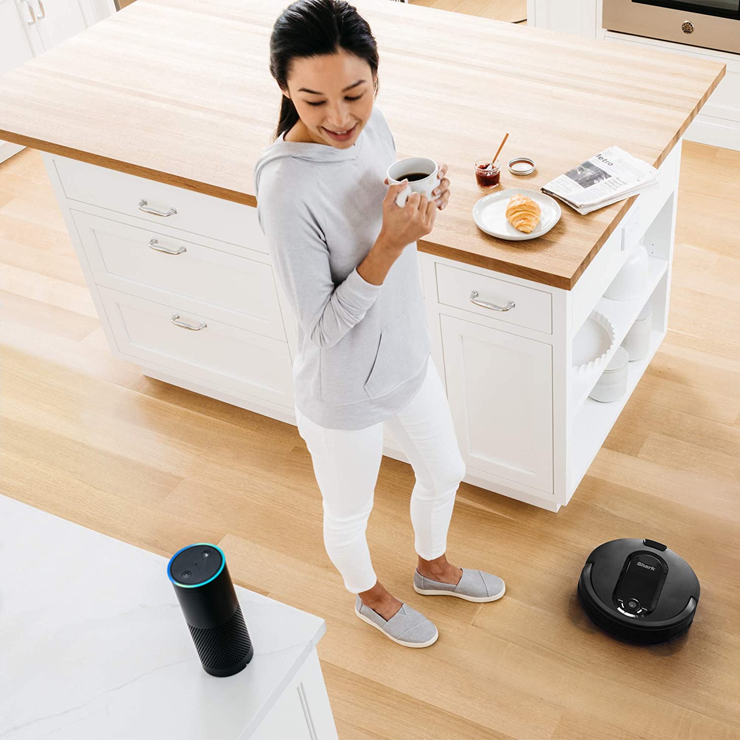 Shark IQ Intelligent Robot Vacuum Cleaner (Empty Base Not Included) (Open Box)