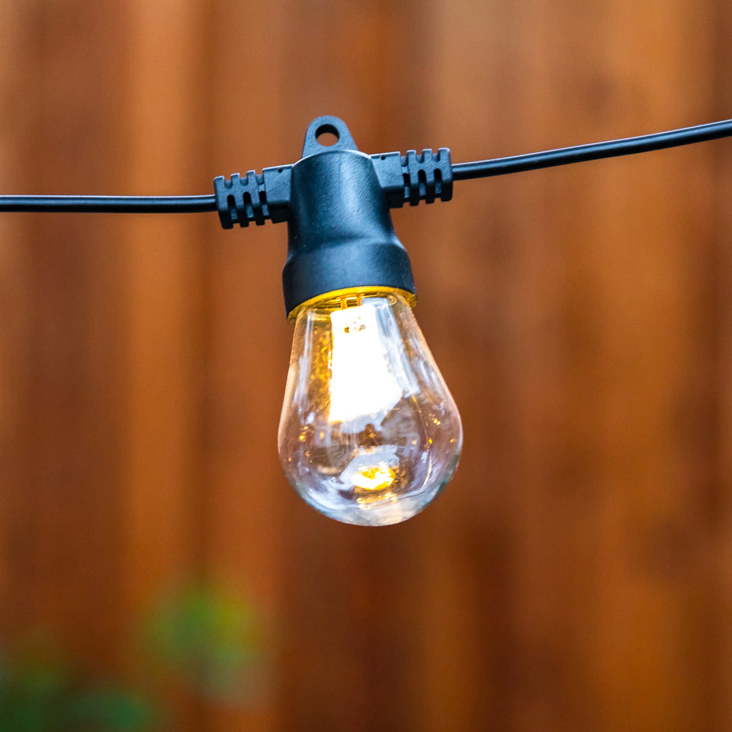 Brightech 48 ft Weatherproof Solar Powered LED Patio String Lights Kit (Used)