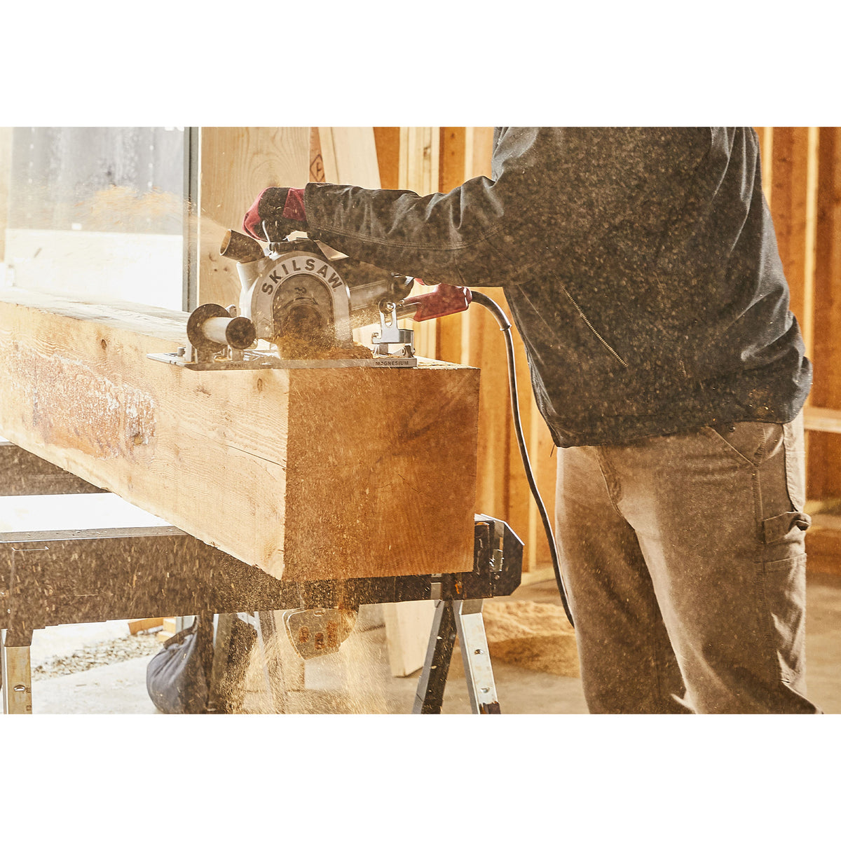 SKILSAW 16 Inch Heavy Duty Worm Drive SAWSQUATCH Carpentry Chainsaw (Open Box)