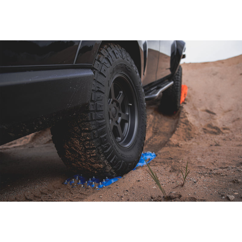 ActionTrax Traction Boards Overlanding Gear with Metal Teeth for Recovery, Blue