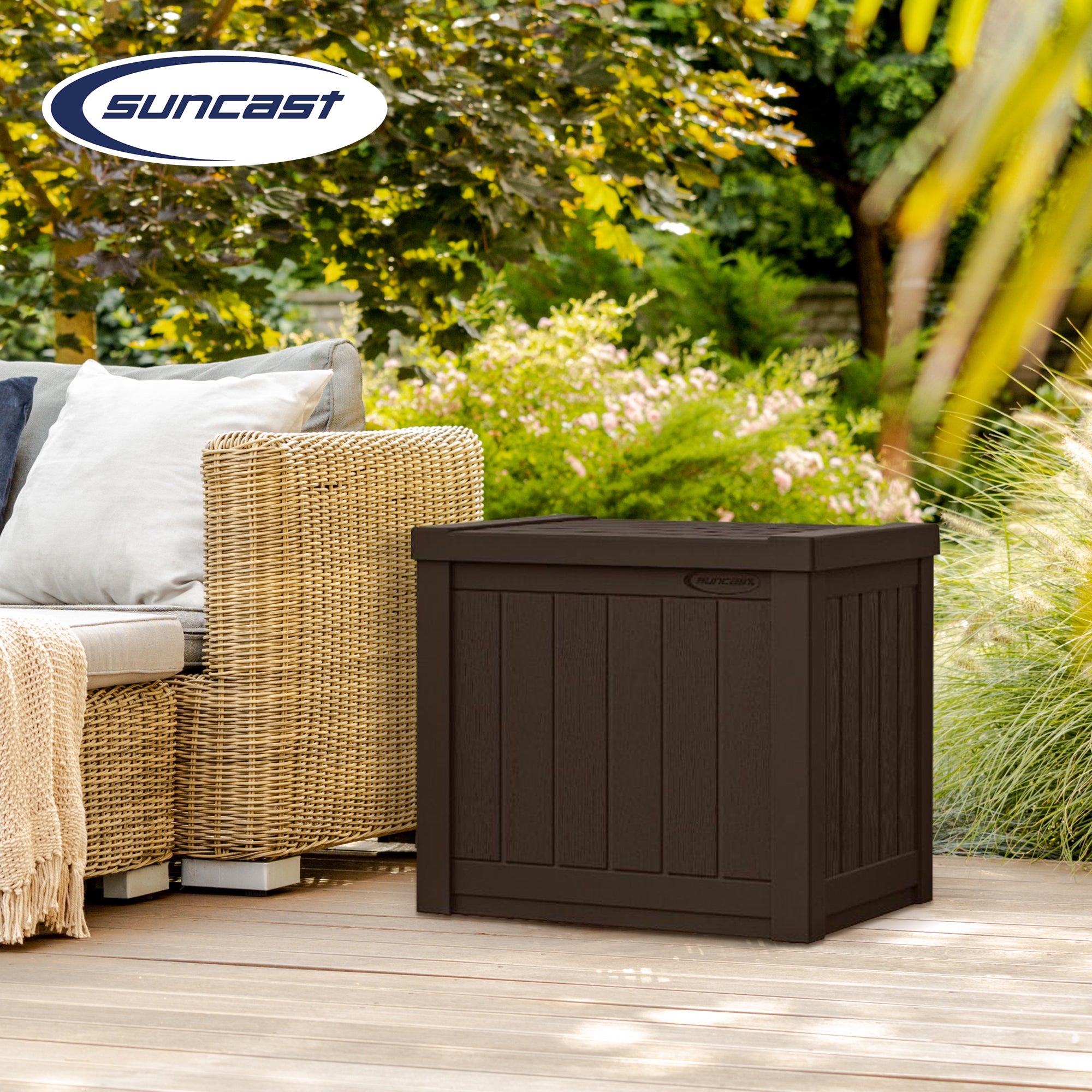 Suncast 17x22in Resin 22-Gal Patio Storage Box, Java (Used)