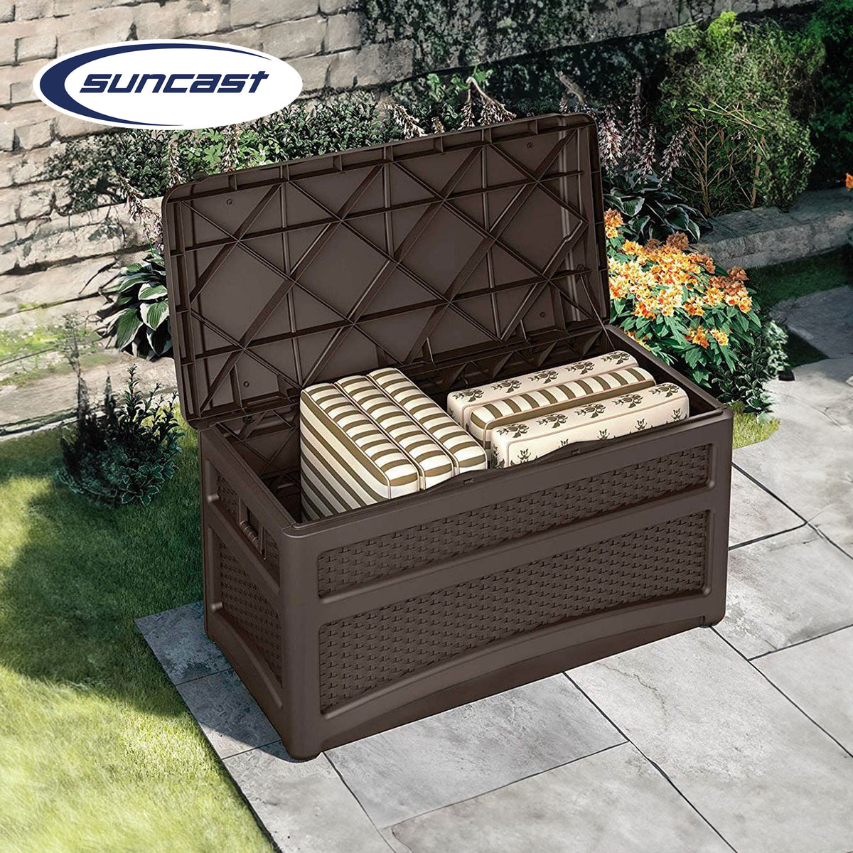 Suncast DBW7500 73 Gallon Outdoor Patio Storage Chest with Handles & Seat, Java (Damaged)