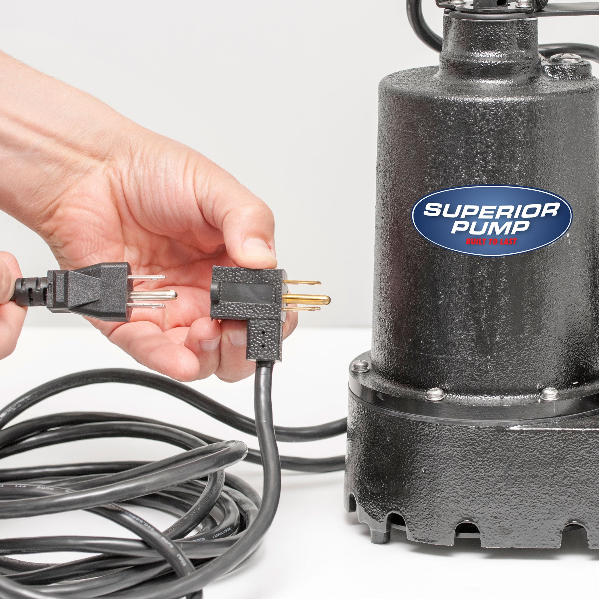 Superior Pump 1/2 HP Float Switch Cast Iron Submersible Sump Pump (Open Box)