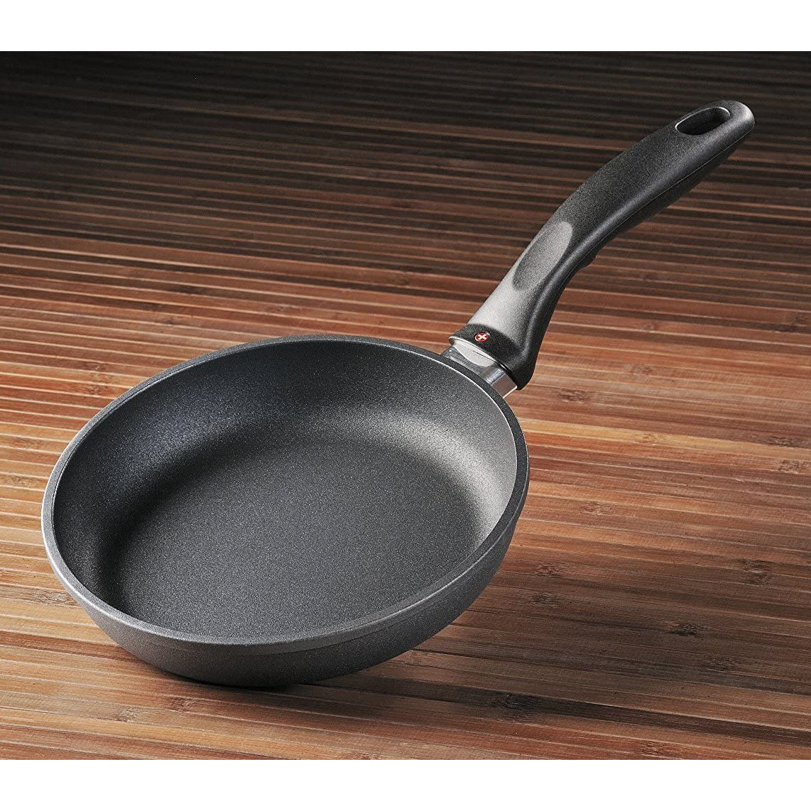 Swiss Diamond Nonstick Frying Pan Skillet w/ Glass Cover, 8 Inches (Open Box) - VMInnovations