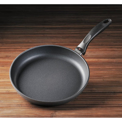Swiss Diamond Nonstick Frying Pan Skillet Cookware, 10.25 Inch, Black (Open Box)