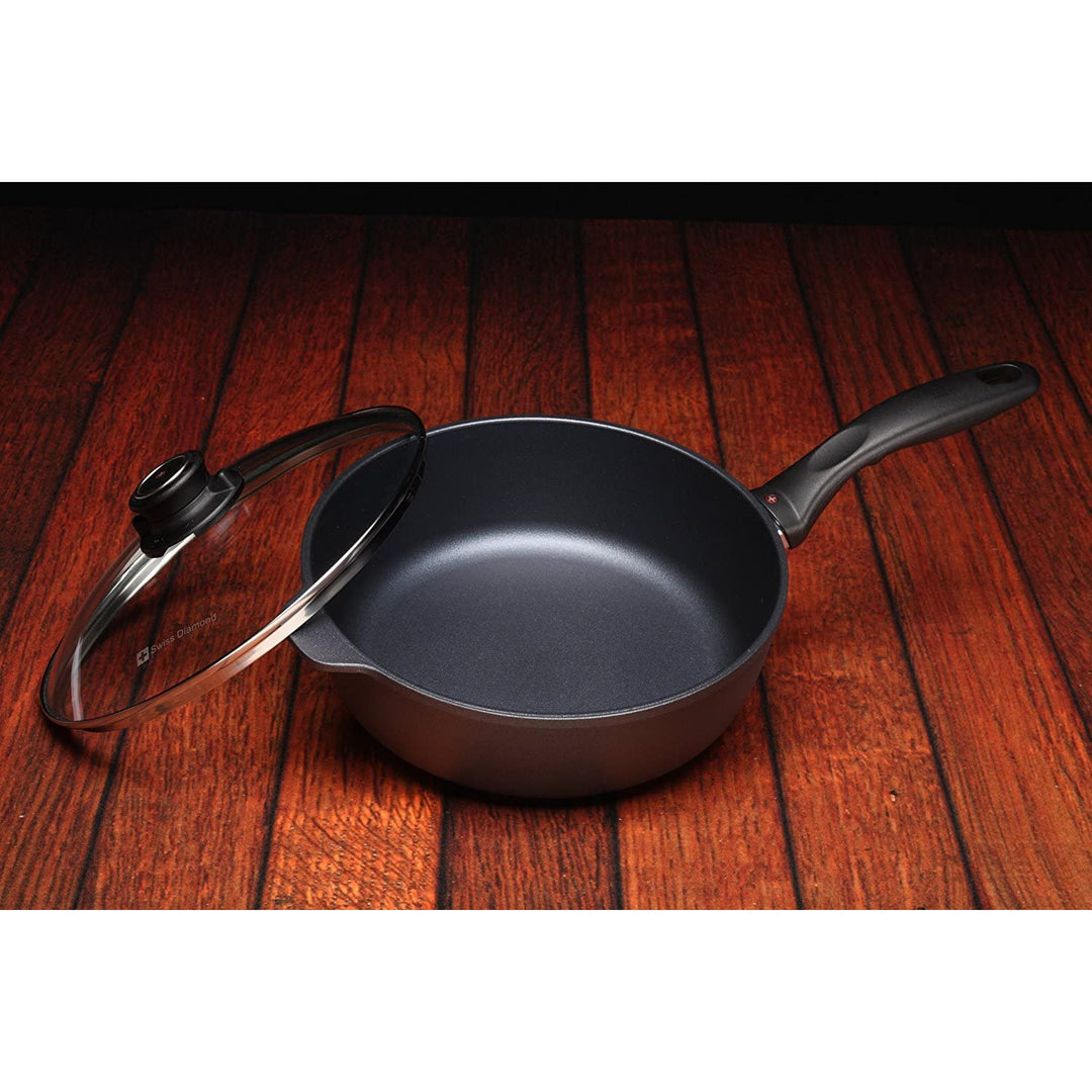 Swiss Diamond Nonstick Saute Skillet w/Glass Lid Cover, 3.2 Quarts (Open Box) - VMInnovations