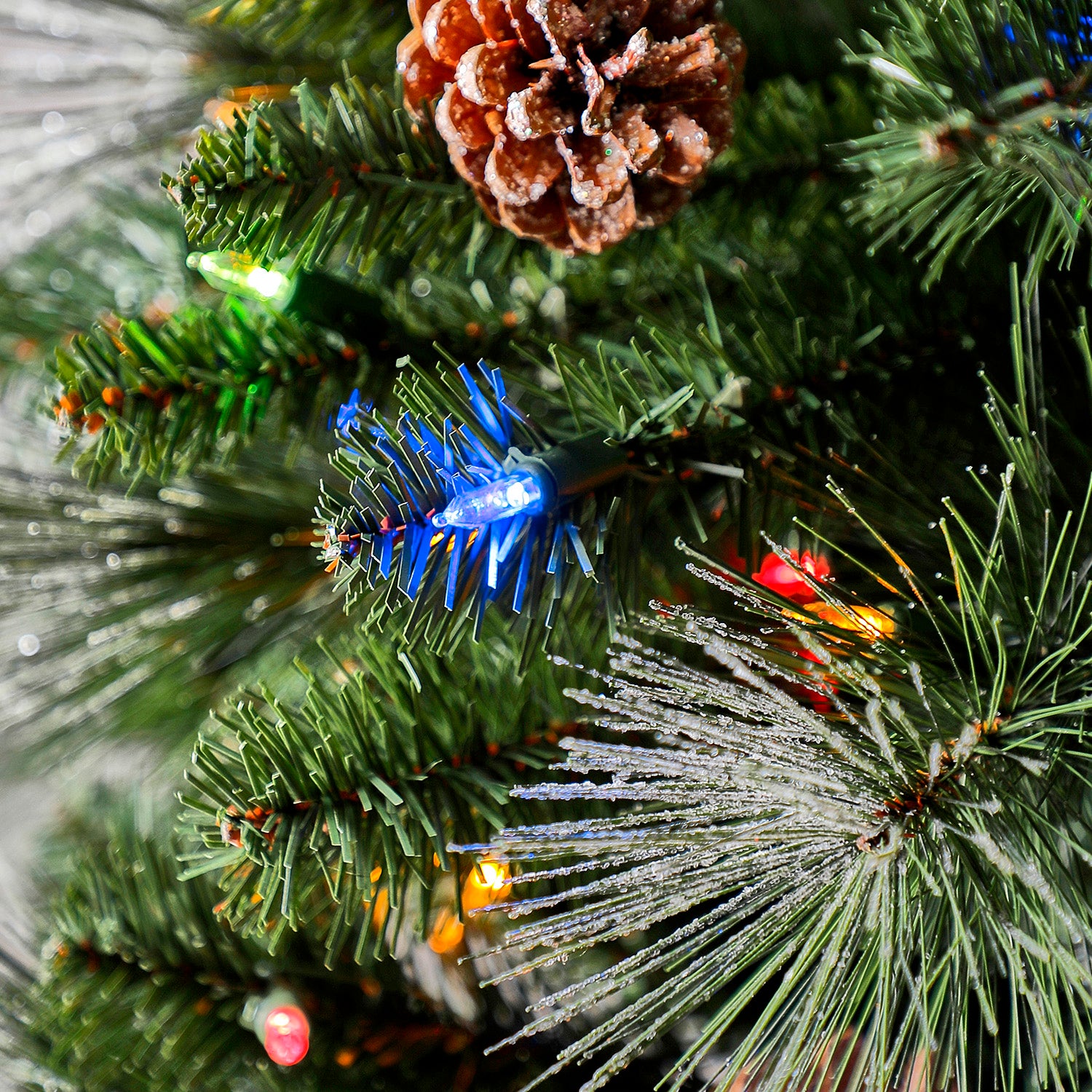 Home Heritage Lincoln 5' 300 Bulb Christmas Tree w/ Pine Cones & Glitter (Used) - VMInnovations