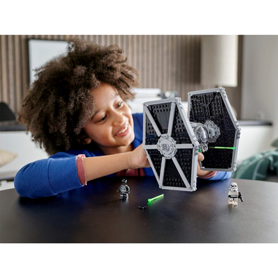 Lego Star Wars Imperial TIE Fighter with Pilot & NI-L8 Droid (432 Pieces)