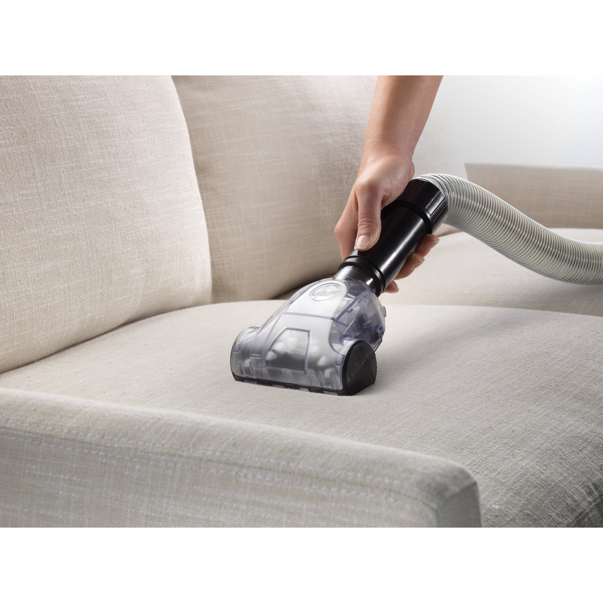 Hoover WindTunnel Refurbished 3-Cord Rewind Bagless Upright Vacuum (Incomplete)