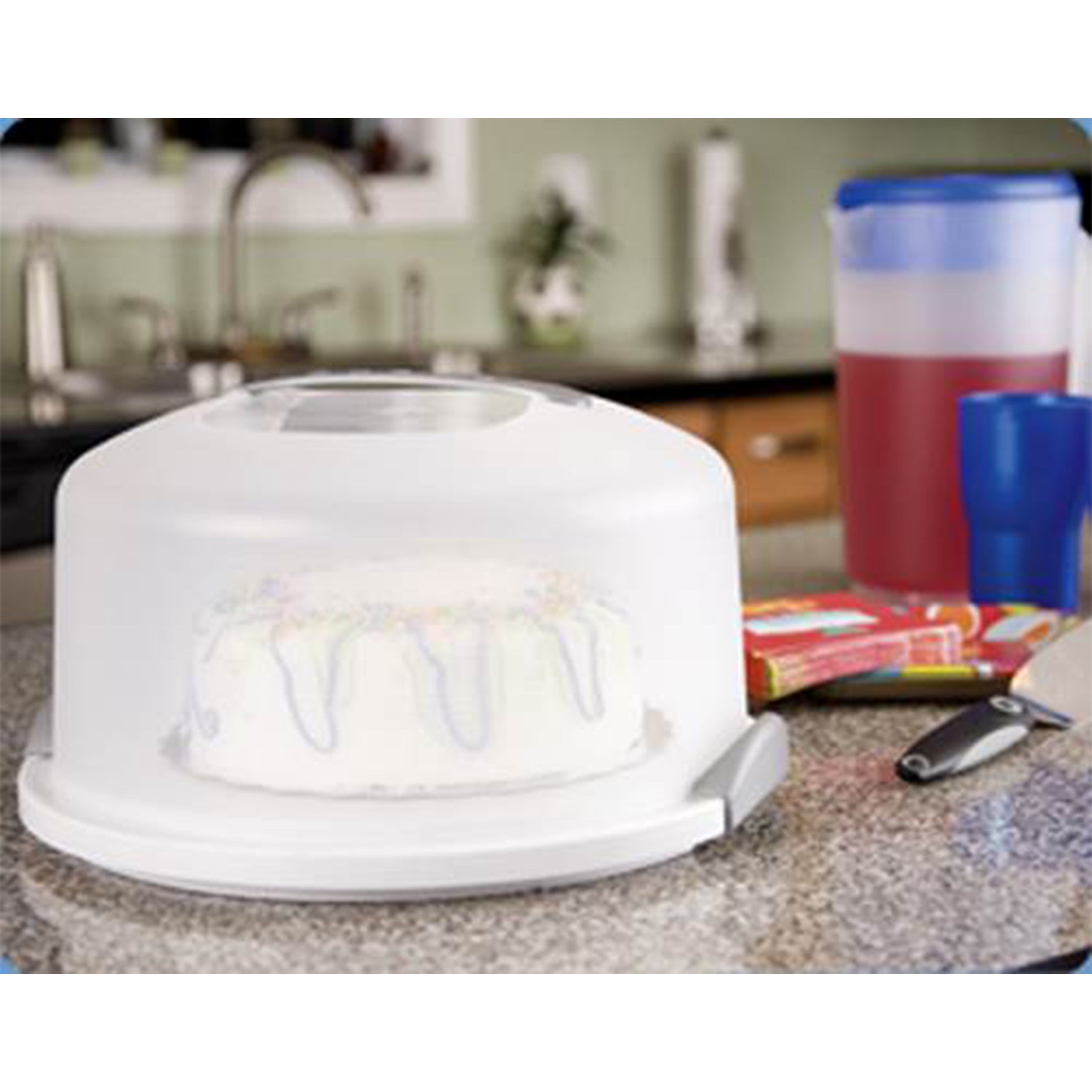 Sterilite Portable Latching Cake Server Carrier Keeper w/Handles, One (Open Box)