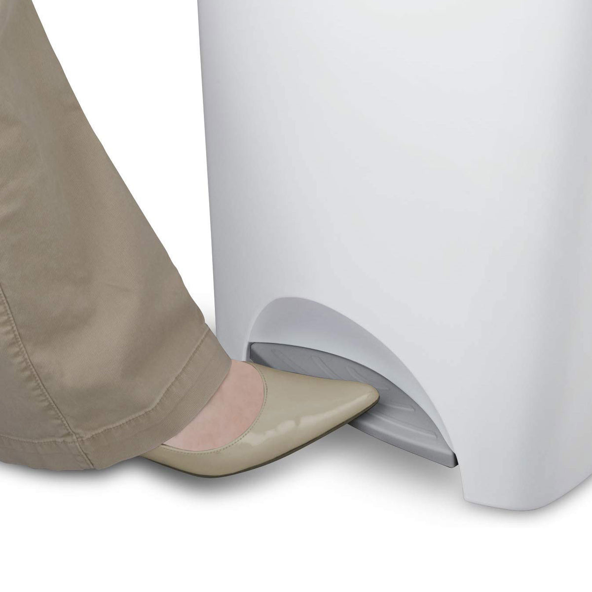 Sterilite 11 Gallon Hands Free StepOn Lid Lifting Wastebasket, White (8 Pack)