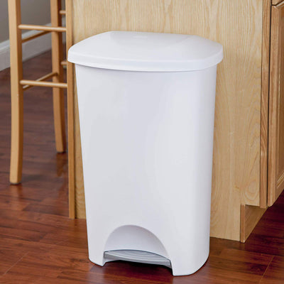 Sterilite 11 Gallon Hands Free StepOn Lid Lifting Wastebasket, White (12 Pack)