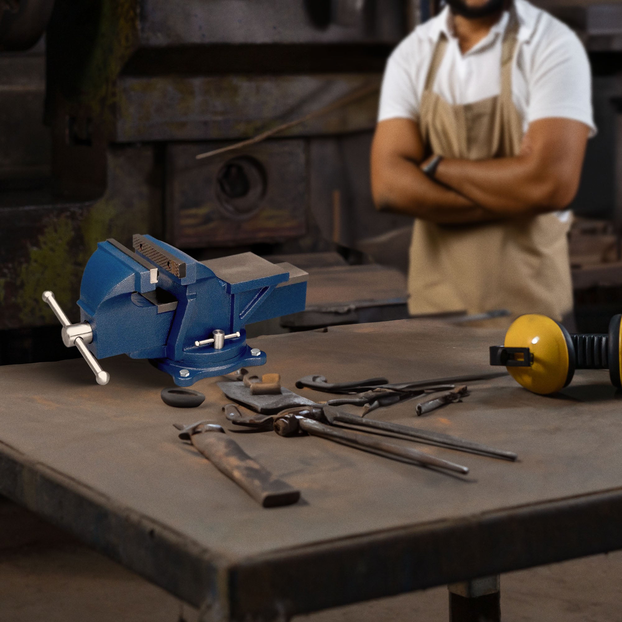 Wilton 11106 6" Jaw General Purpose Steel Swivel Base Anvil Bench Vise, Blue