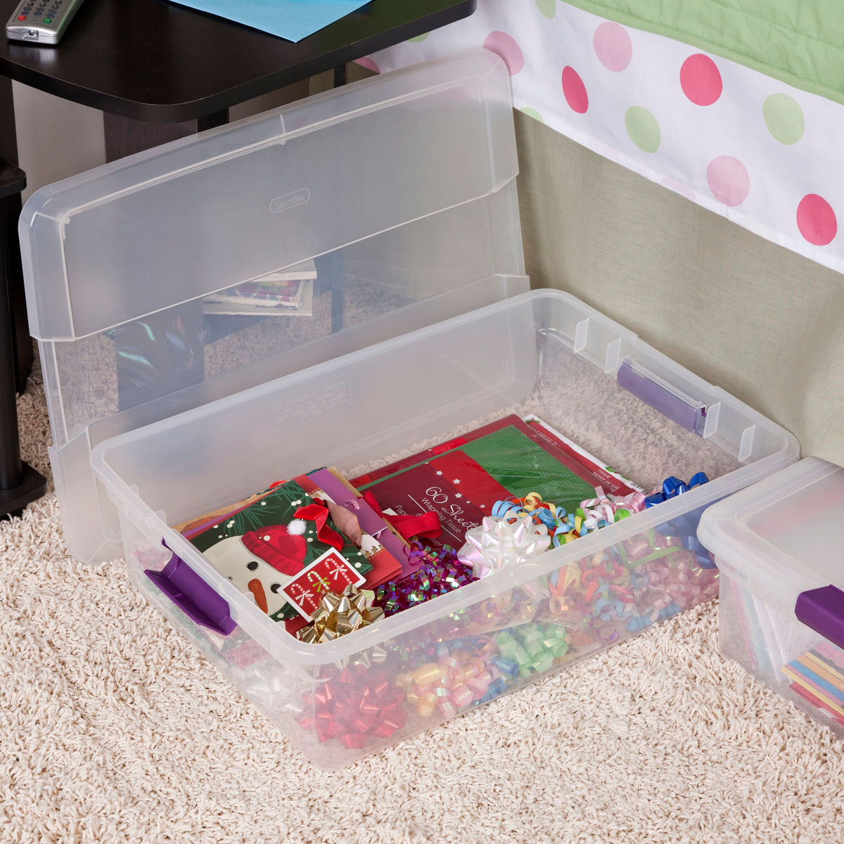 Sterilite 32 Quart Clear View Latch Lid Stackable Storage Container (Open Box)