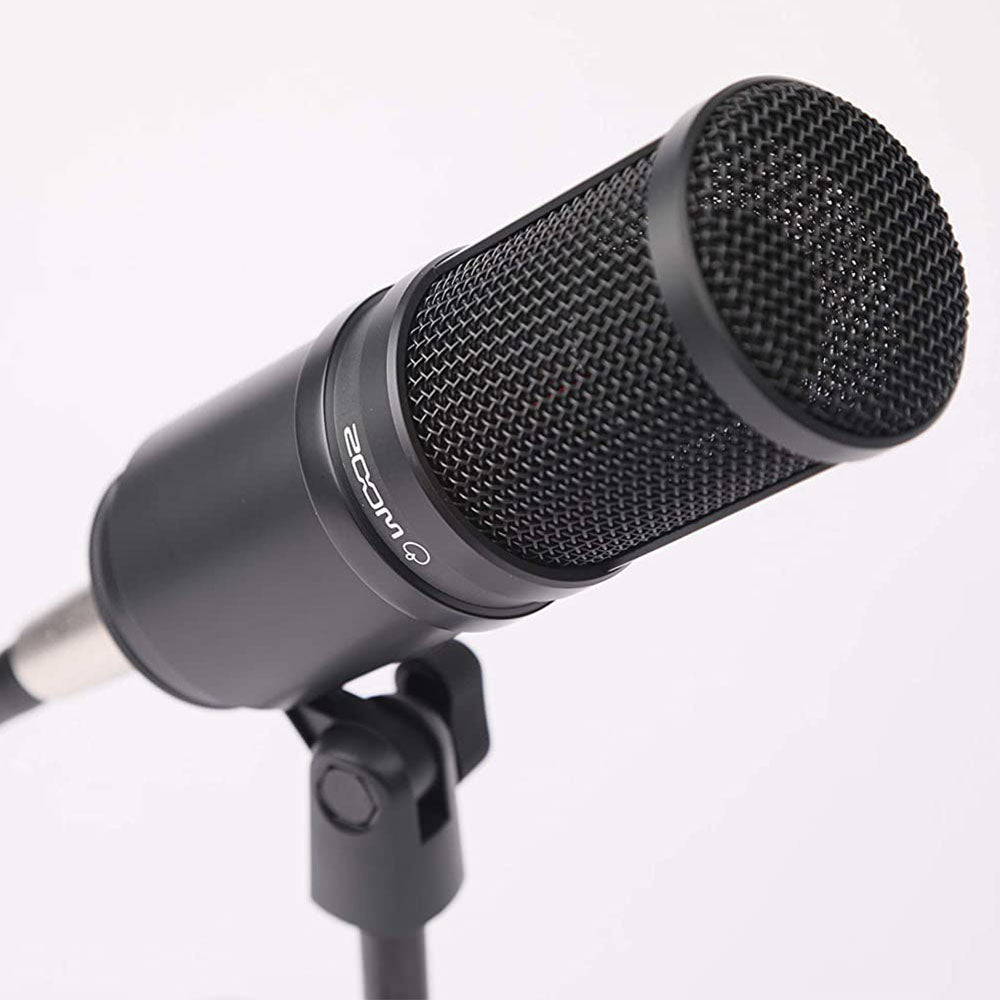 Zoom Dynamic Microphone Digital Audio Recorder with Pyle Spring Arm Floor Stand