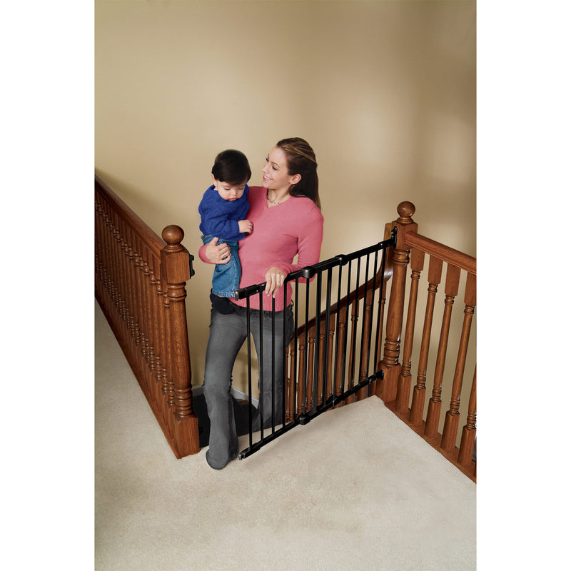 Angle Mount Metal Safeway Quick Release Top of Staircase Gate, Black (Used)