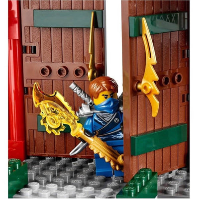 LEGO® NINJAGO® Battle for Ninjago City and Temple with 8 minifigures | 70728