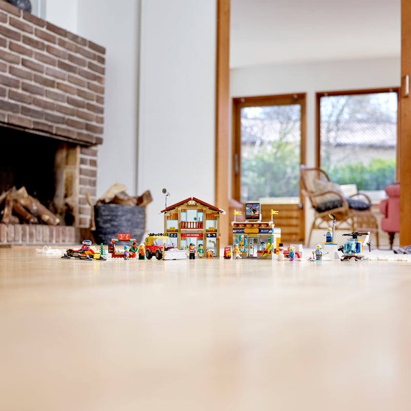 LEGO City 60203 Winter Ski Resort Building Kit 806 Pieces w/ 11 Minifigures