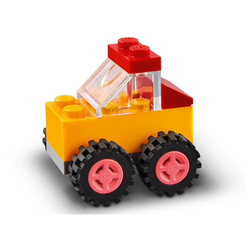 Lego Classic Bricks and Wheels Starter Kit for Kids, Ages 4 & Up (653 Pieces)