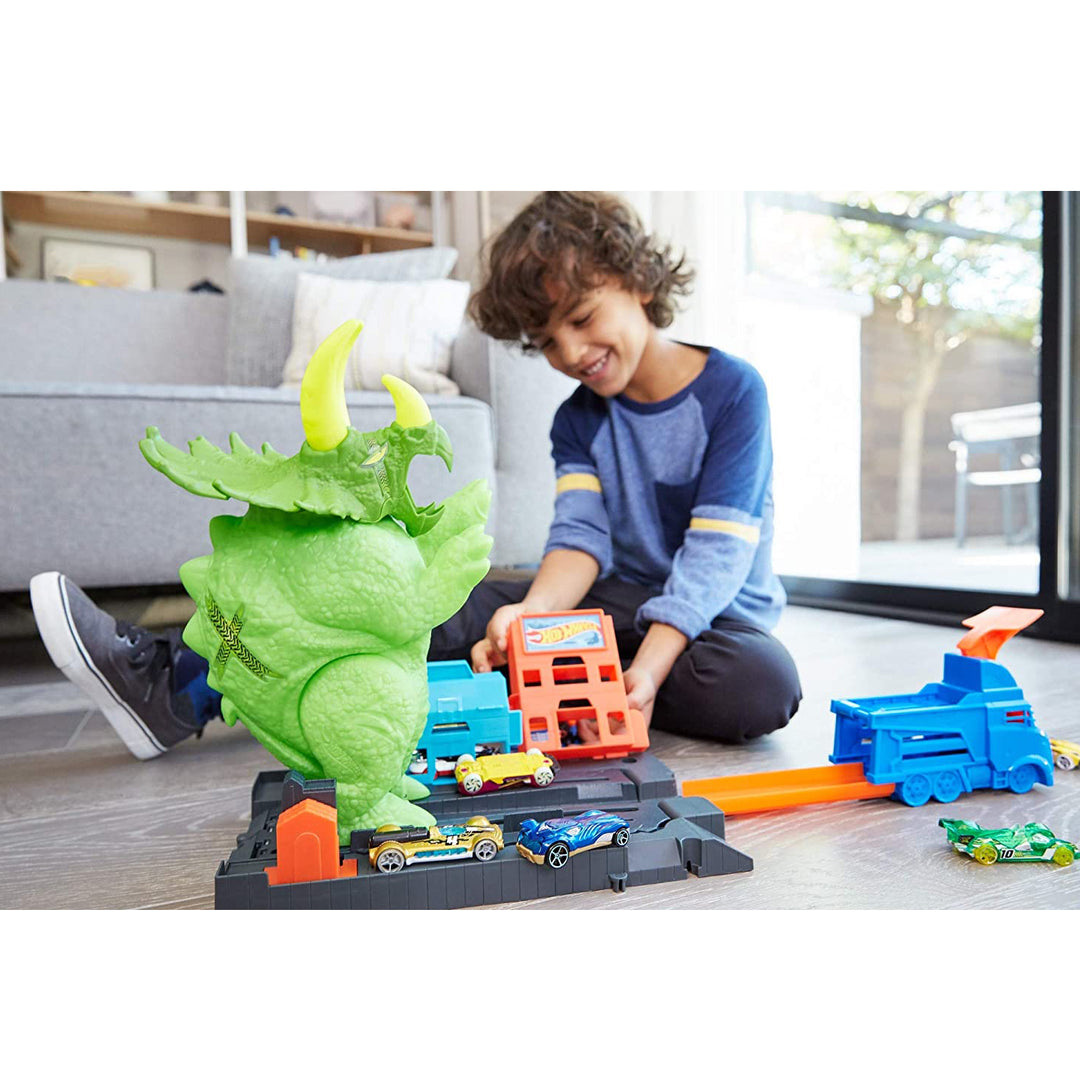 Hot Wheels Ginormous Smashin' Triceratops Adventure Toy Play Set for Ages 4 & Up - VMInnovations