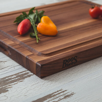 John Boos 21" Au Jus Carving Cutting Board with Juice Groove, Walnut (Open Box)