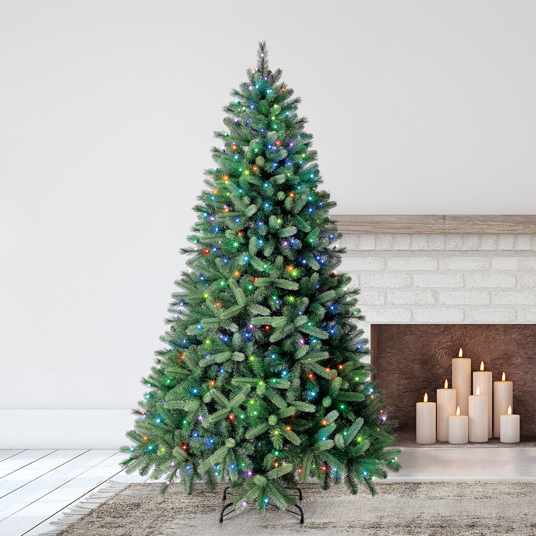 Evergreen Classics 7.5 Foot Spruce Christmas Tree w/ 400 LED Lights (Used)